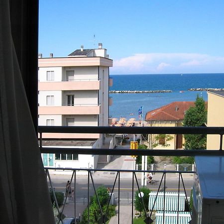 Hotel Olimpia Bellaria-Igea Marina Exteriör bild