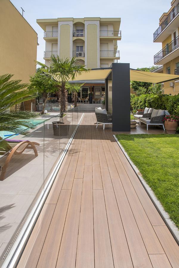 Hotel Olimpia Bellaria-Igea Marina Exteriör bild